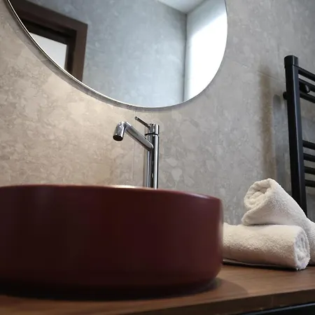 Bonaci Boutique 4* Слима