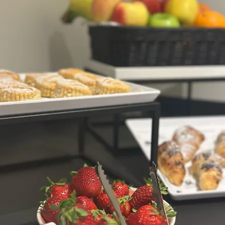 Bonaci Boutique Слима