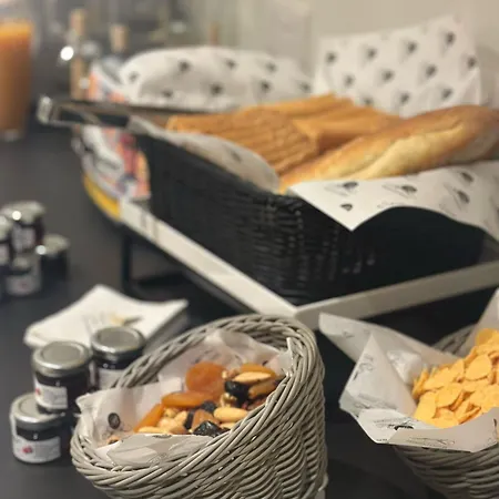 Bonaci Boutique בית הארחה