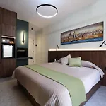 Bonaci Boutique 4*