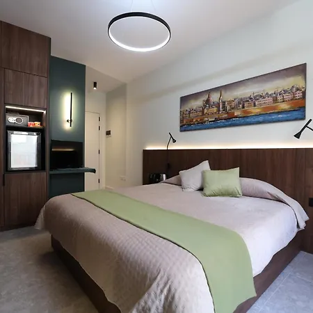 Bonaci Boutique 4*